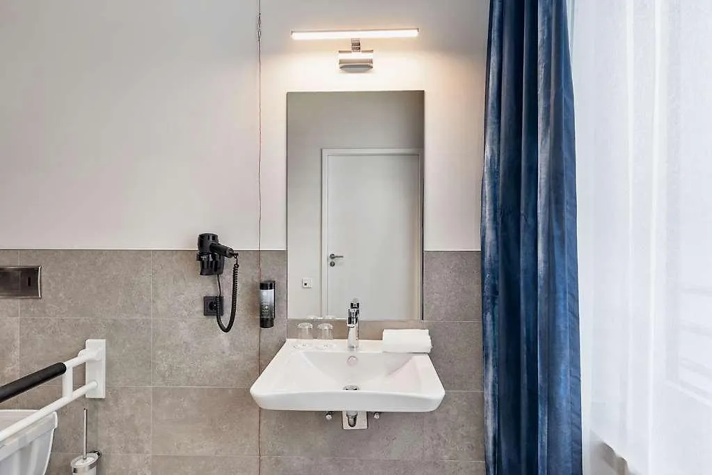 H2 Hotel Duesseldorf City 3*, 뒤셀도르프 독일