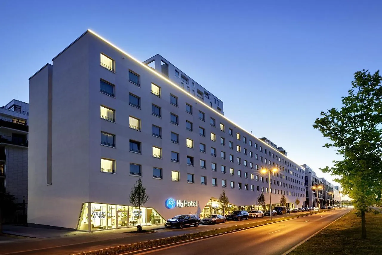 H2 Hotel Duesseldorf City 3*, Dusseldorf Germany